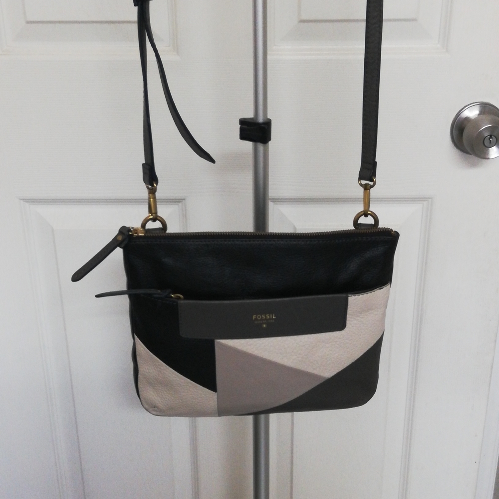 Fossil leather crossbody purse - Picture 2 of 11